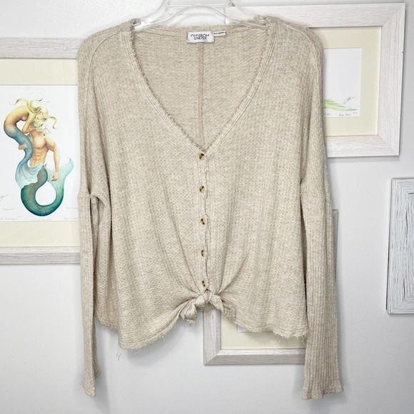 Uo Out From Under Tan Oversized Long Sleeve Button Up Thermal Top Size XS - Picture 3 of 14